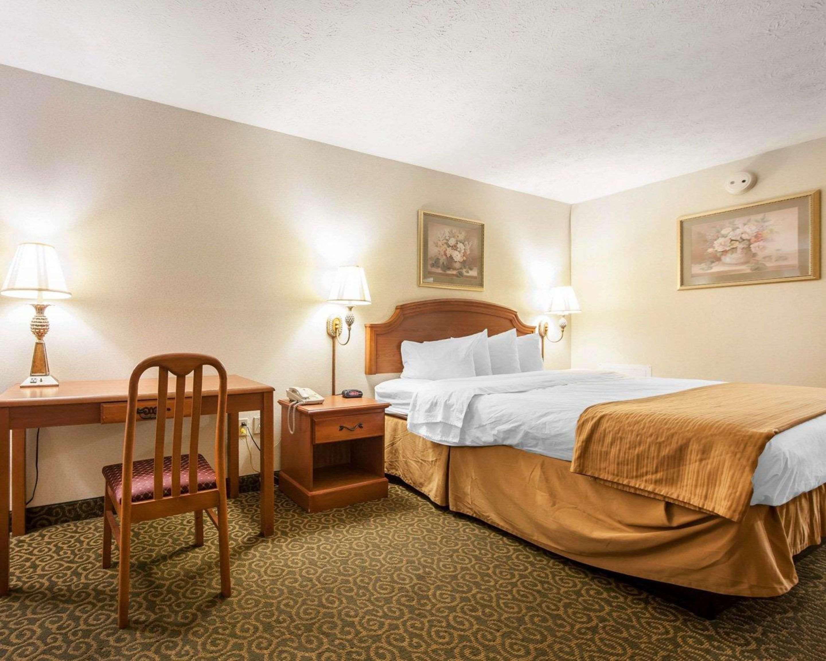 Americas Best Value Inn Grayson Exterior photo